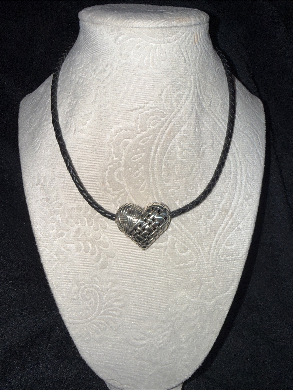Vintage Brighton Basket Weave Puffer Heart Leather Choker Necklace.